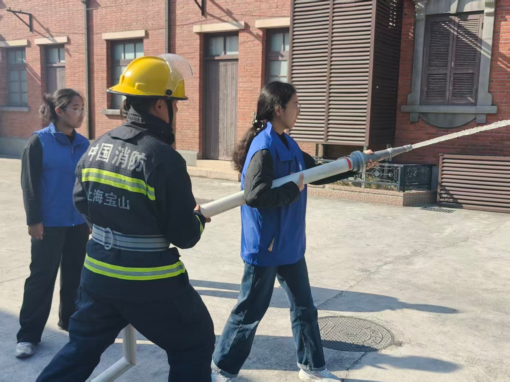 微信图片_20251125191554_17_22.jpg 微信图片_20251125191554_17_22.jpg