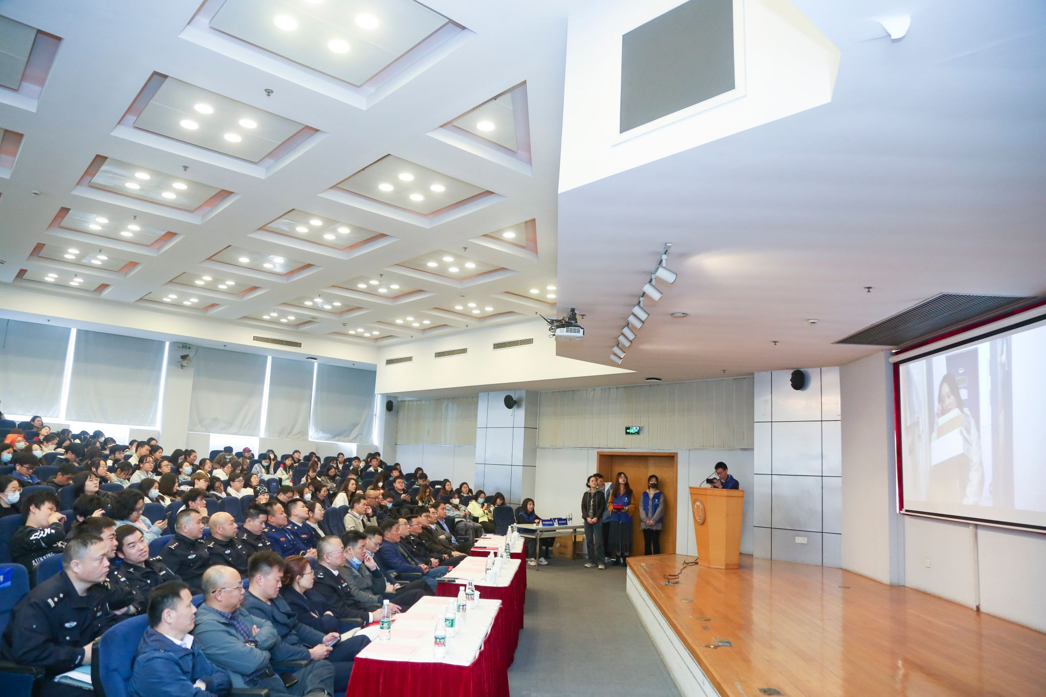 “反诈骗、促平安”创意大赛优秀作品《校园防电信诈骗之307疑云》展播.jpg