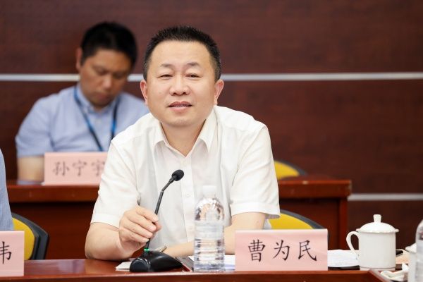 曹为民_副本.jpg